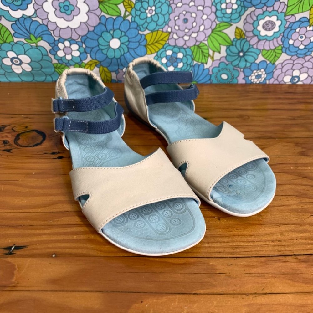 Camper Sandals Size 37 (US Size 7)